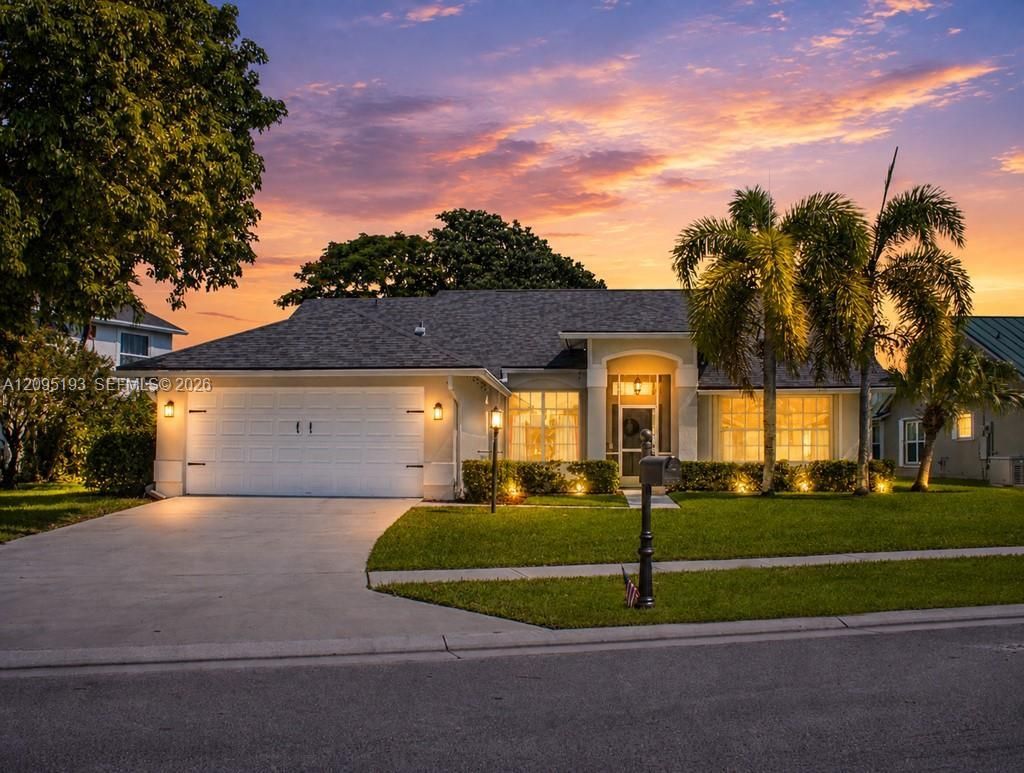 12911 Upper Cove Dr , Wellington, FL 33414 Photo