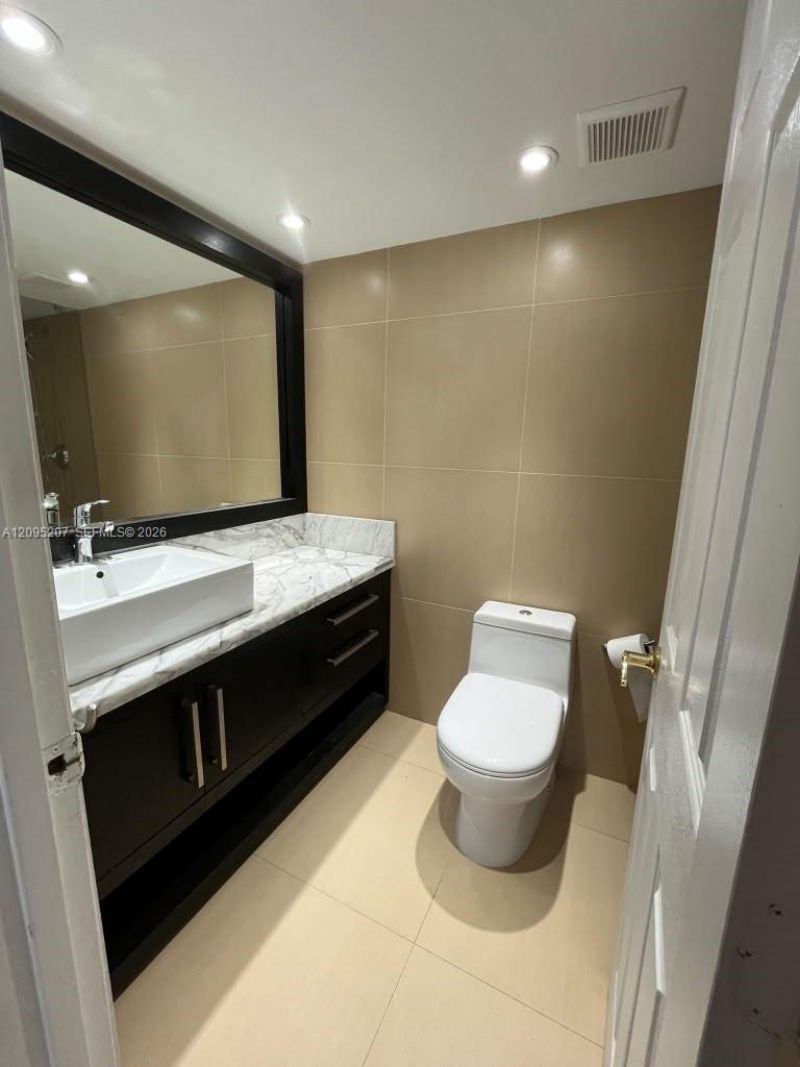 6770 Indian Creek Dr, Unit 4A, Miami Beach, FL 33141 Photo