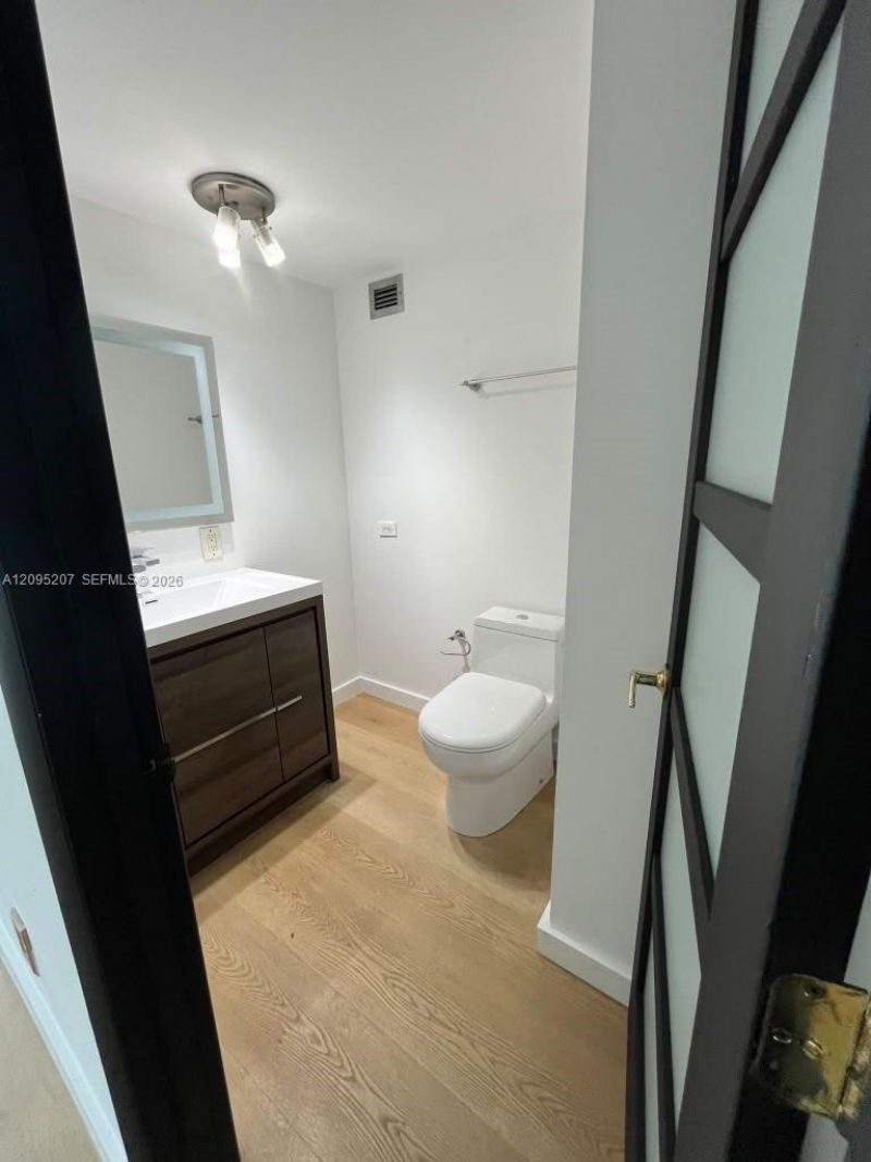 6770 Indian Creek Dr, Unit 4A, Miami Beach, FL 33141 Photo