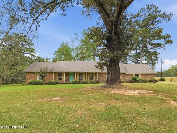 2832 N Mississippi 43, Canton, MS 39046