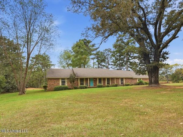 2832 N Mississippi 43, Canton, MS 39046