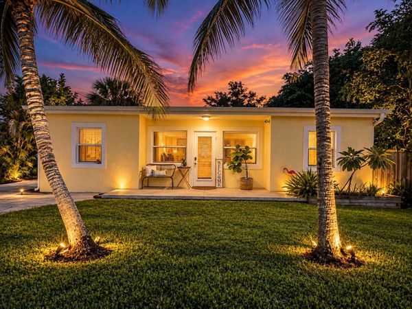 604 NW POINSETTIA Street, Stuart, FL 34994