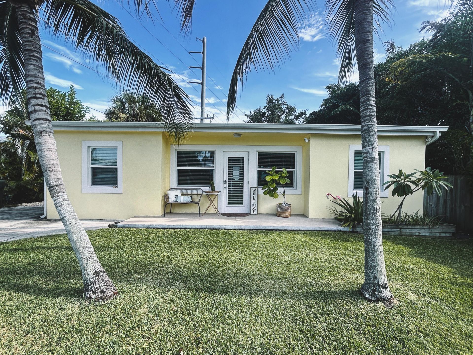 604 NW Poinsettia Street, Stuart, FL 34994 Photo