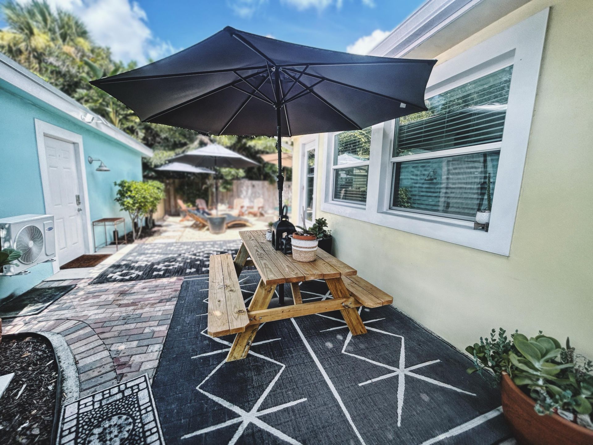 604 NW Poinsettia Street, Stuart, FL 34994 Photo