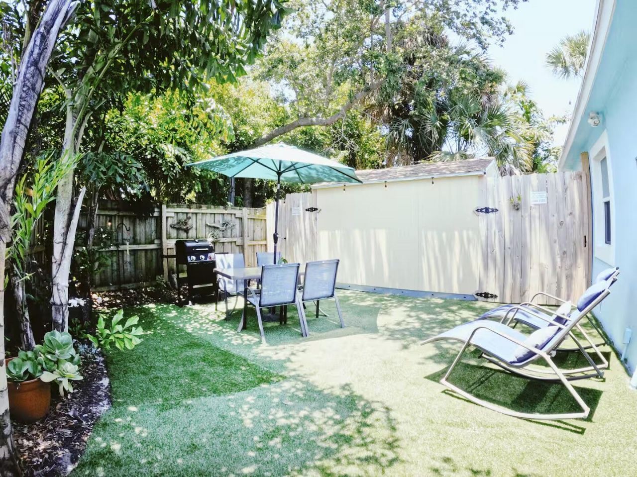 604 NW Poinsettia Street, Stuart, FL 34994 Photo