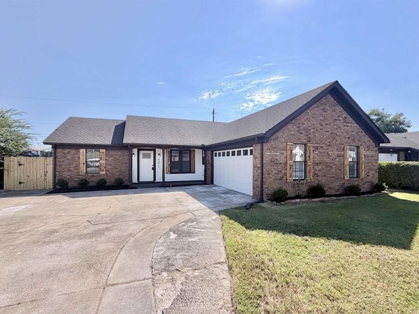 4271 AUTUMN SUN RD, Millington, TN 38053