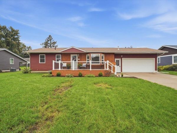14 Bruce Lane, LaPorte City, IA 50651