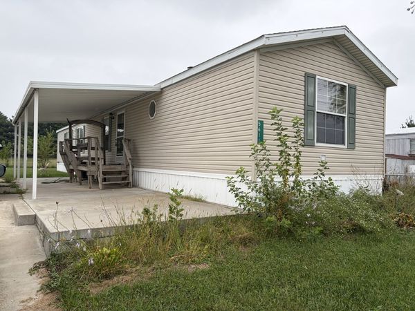 5611 Melrose South , Quincy, IL 62305
