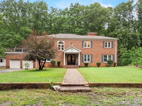 301 Carolina Avenue , Asheboro, NC 27203