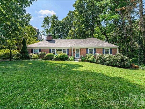 111 Gracelyn Road, Asheville, NC 28804