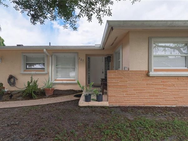 321 Jefferson AVE , LEHIGH ACRES, FL 33936