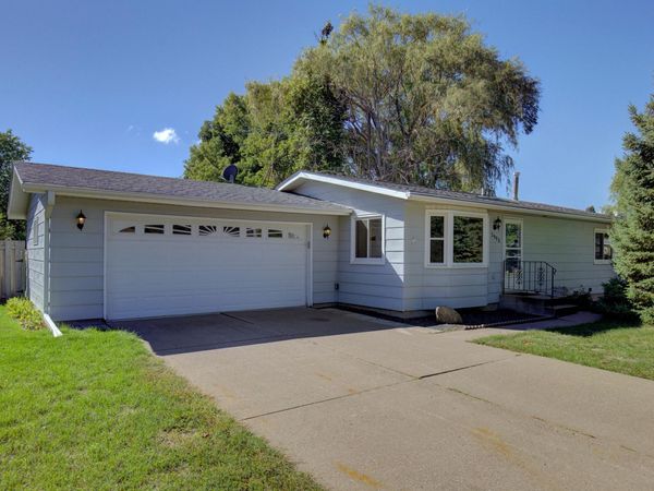 3990 66th Street E, Inver Grove Heights, MN 55076