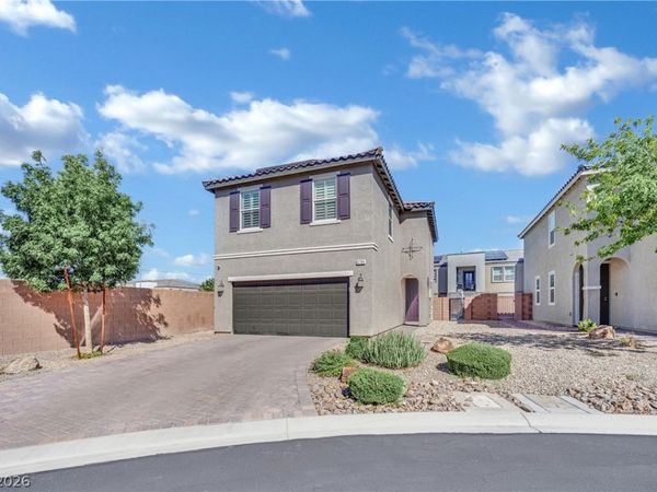 5704 Mia Skye Street, Las Vegas, NV 89148