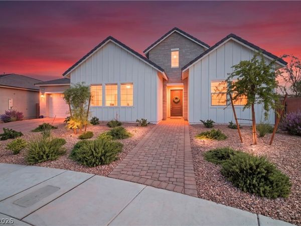 5745 N Golden Chase Court , Las Vegas, NV 89131