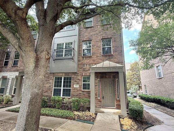 3912 Amberwood Drive, Addison, TX 75001