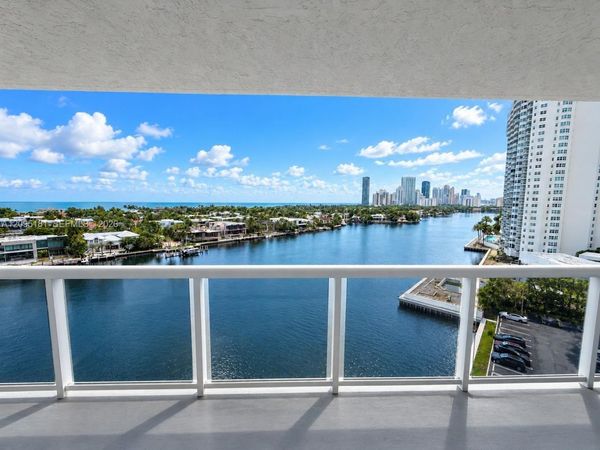 20515 E Country Club Dr , Unit 1044, Aventura, FL 33180