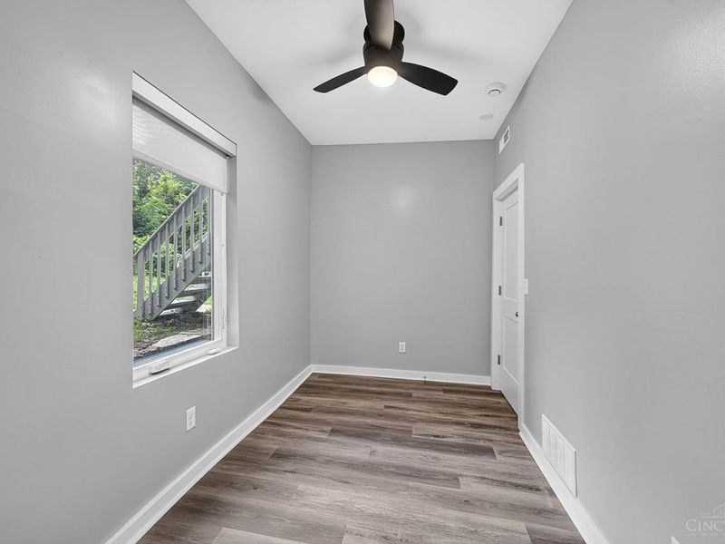 418 Torrence Court, Cincinnati, OH 45202 Photo 8