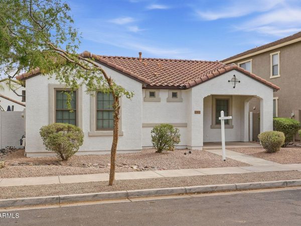 2764 E BART Street, Gilbert, AZ 85295