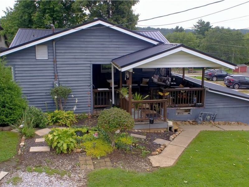 136 N School Street , Millersburg, OH 44654 Photo 48