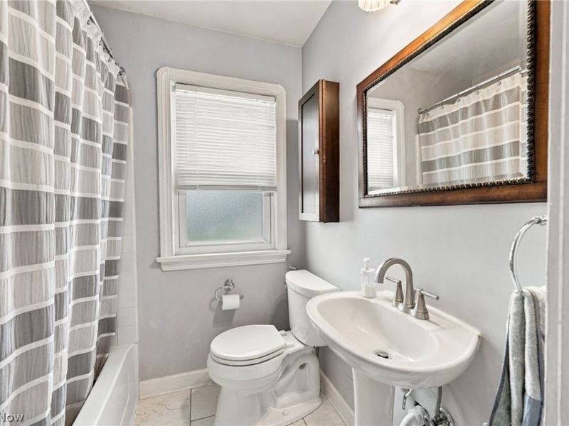 5608 Stickney Avenue, Cleveland, OH 44144 Photo 14