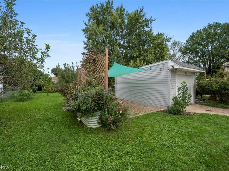 5608 Stickney Avenue, Cleveland, OH 44144 Photo 21