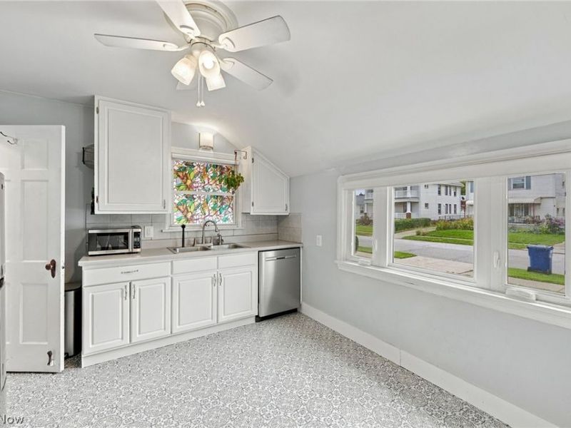 5608 Stickney Avenue, Cleveland, OH 44144 Photo 6