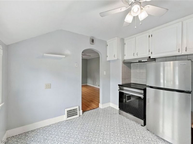 5608 Stickney Avenue, Cleveland, OH 44144 Photo 8