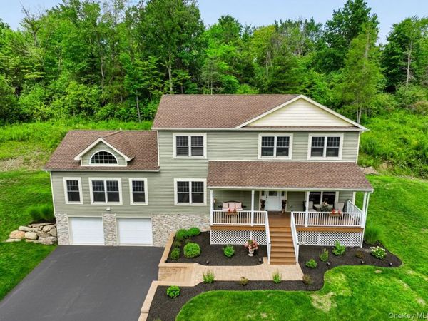 529 Hulsetown Road, Campbell Hall, NY 10916
