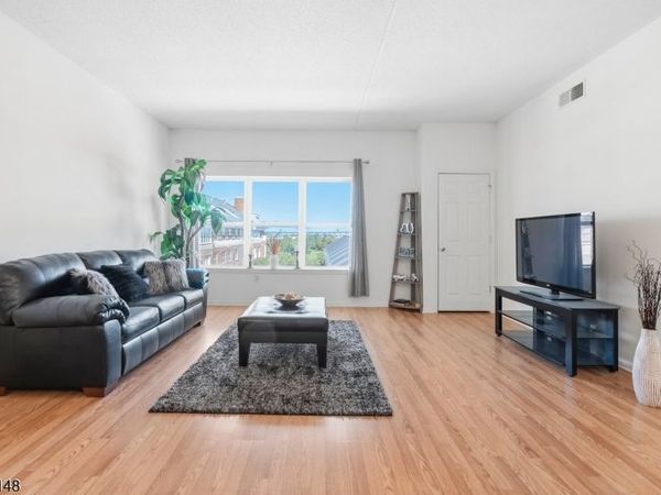 358 Rector, Perth Amboy, NJ 08861