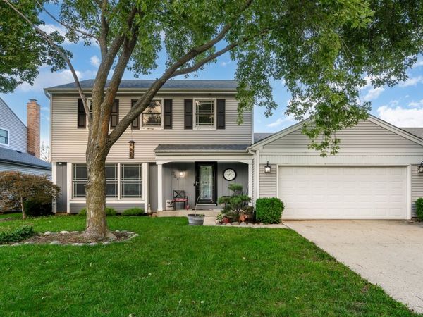 737 Brian Avenue , Schaumburg, IL 60194