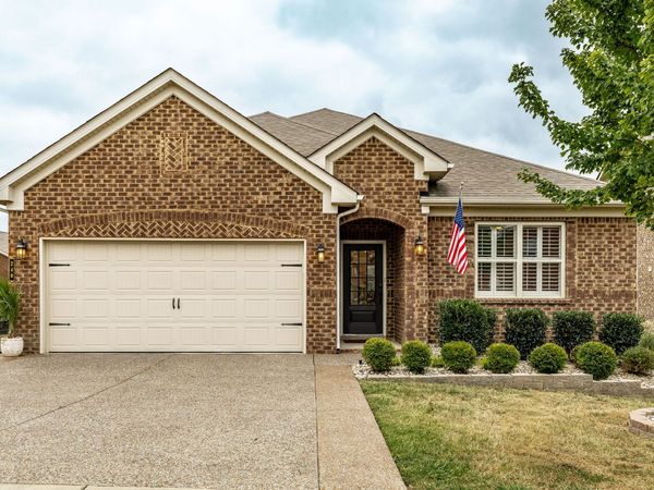 240 Preston Ln , Gallatin, TN 37066