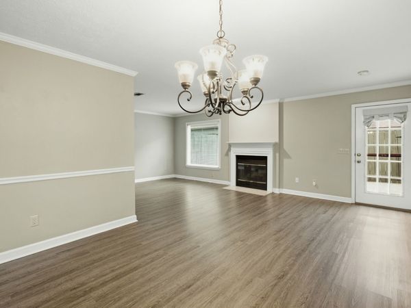 215 Highland Villa Cir, Nashville, TN 37211