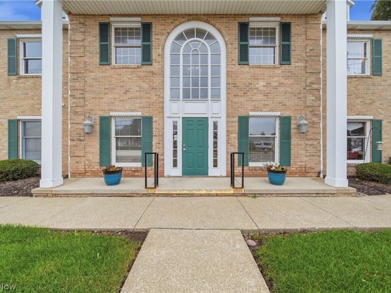 1225 S Main Street , Unit 101, North Canton, OH 44720 Photo 28
