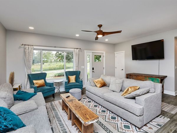 1005 Redfield Street, Redfield, IA 50233