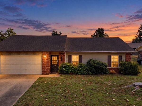 1105 S 27th Street , Rogers, AR 72758