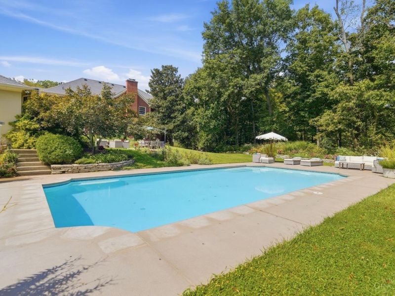 5500 Drake Road, Indian Hill, OH 45243 Photo 27