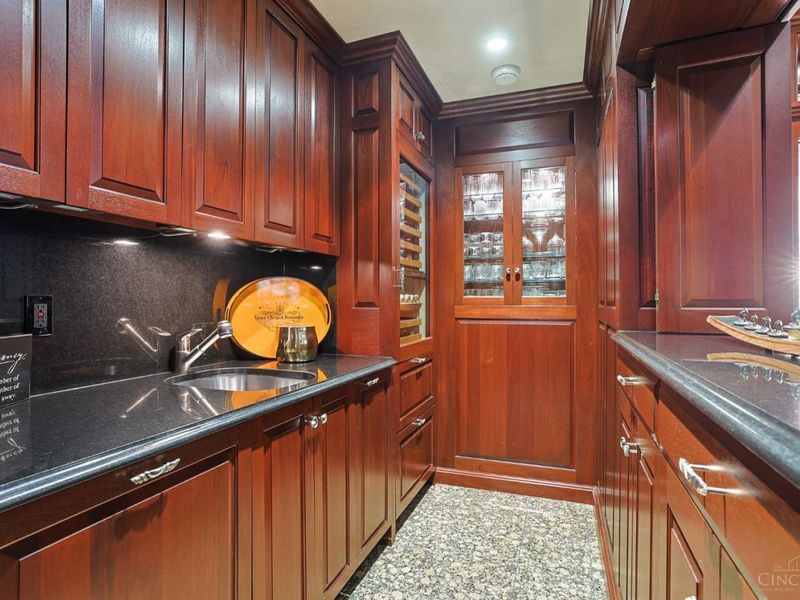 5500 Drake Road, Indian Hill, OH 45243 Photo 42