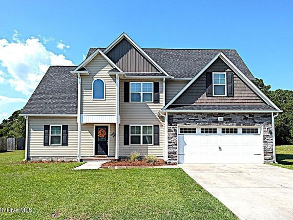 110 Sonia Drive , Hubert, NC 28539