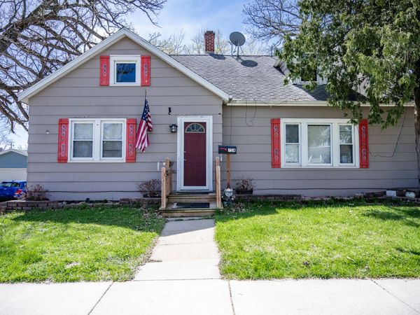 314 W State Street, Mauston, WI 53948