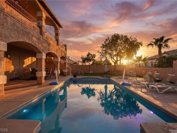 855 Sun Shimmer Place , Las Vegas, NV 89110