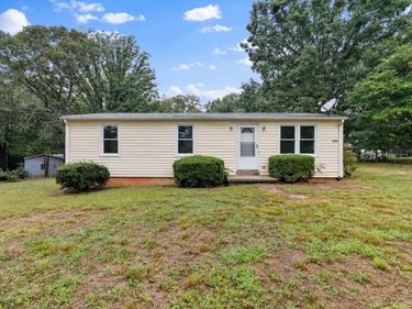 1391 Boxwood Farm, Amherst, VA 24521