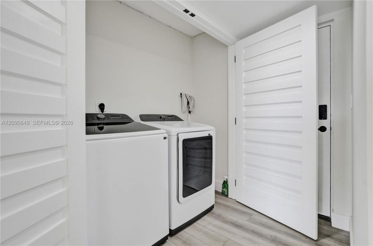 Please Call For Address, Unit 502, Miami Beach, FL 33141 Photo