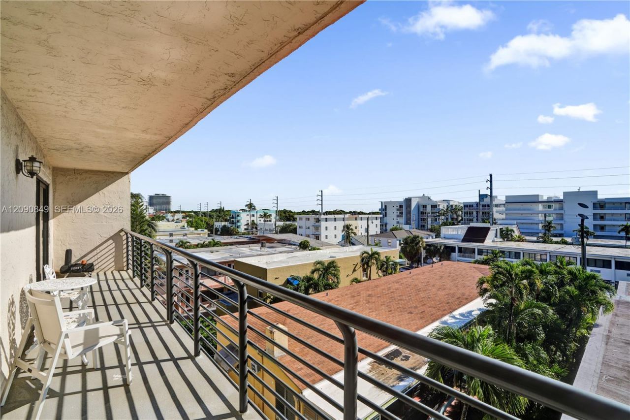 Please Call For Address, Unit 502, Miami Beach, FL 33141 Photo