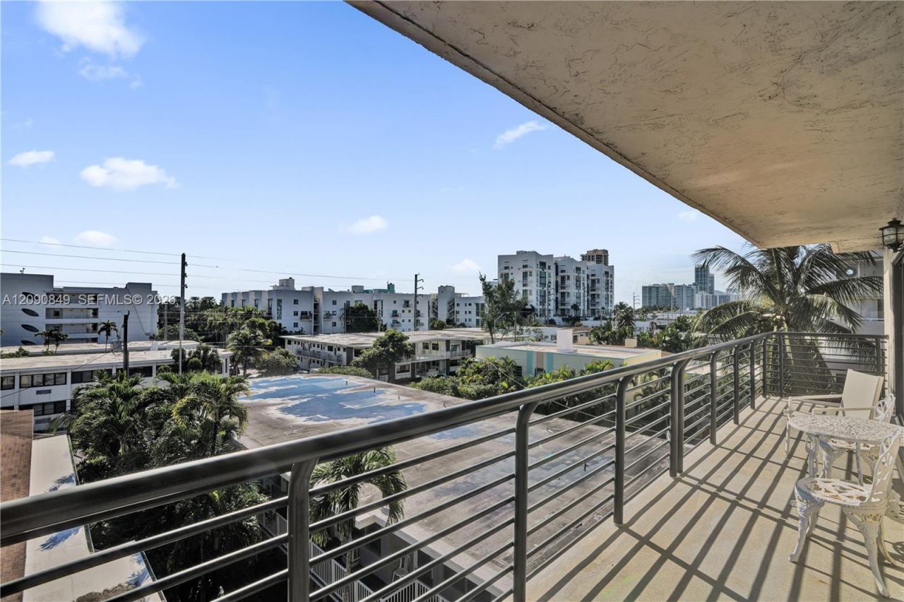 Please Call For Address, Unit 502, Miami Beach, FL 33141 Photo