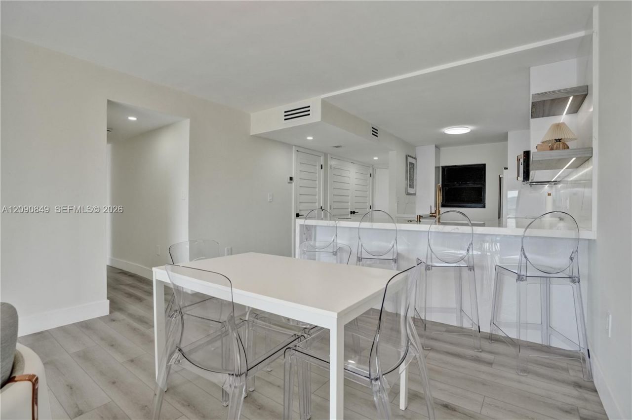 Please Call For Address, Unit 502, Miami Beach, FL 33141 Photo