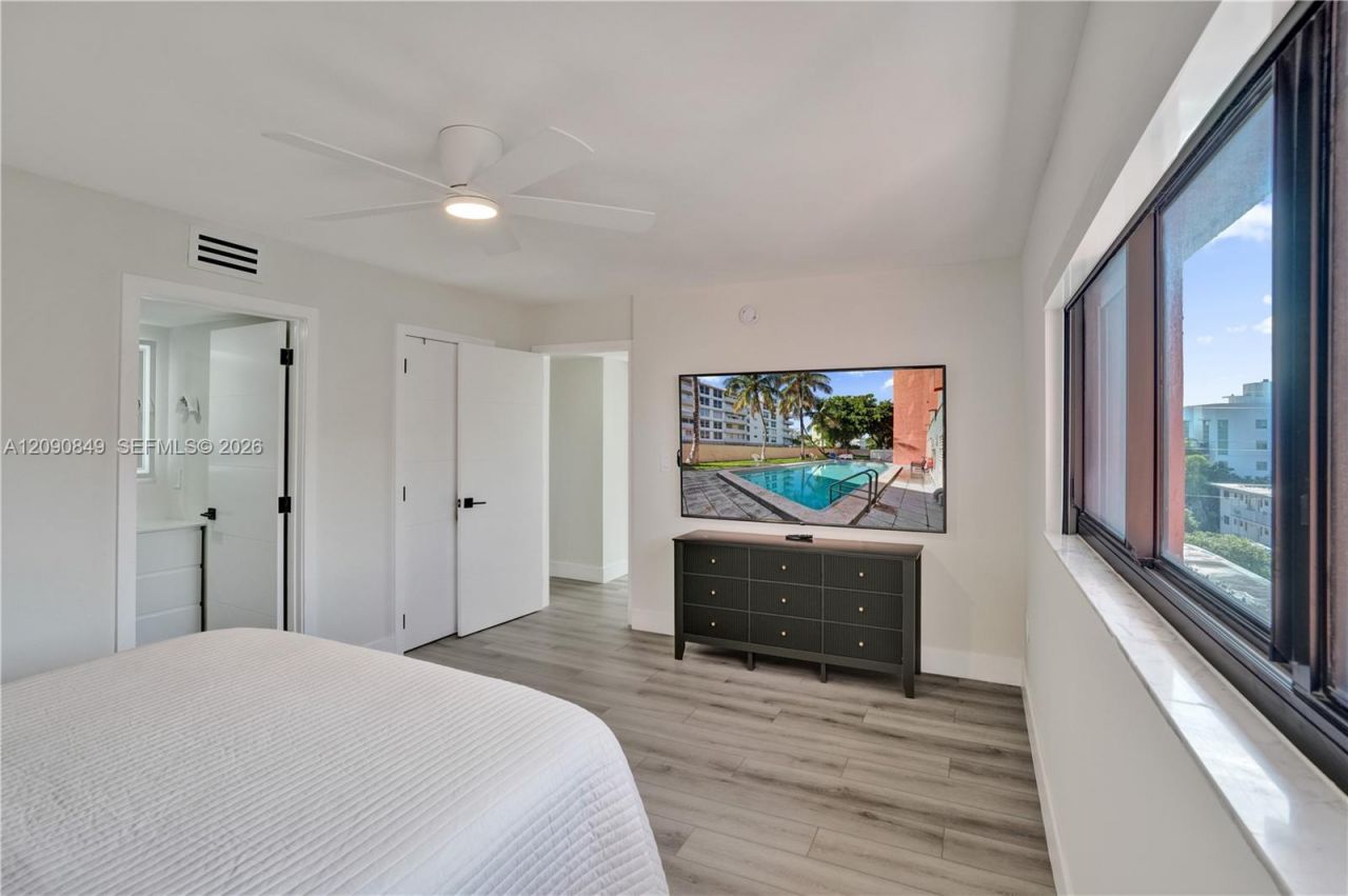 Please Call For Address, Unit 502, Miami Beach, FL 33141 Photo