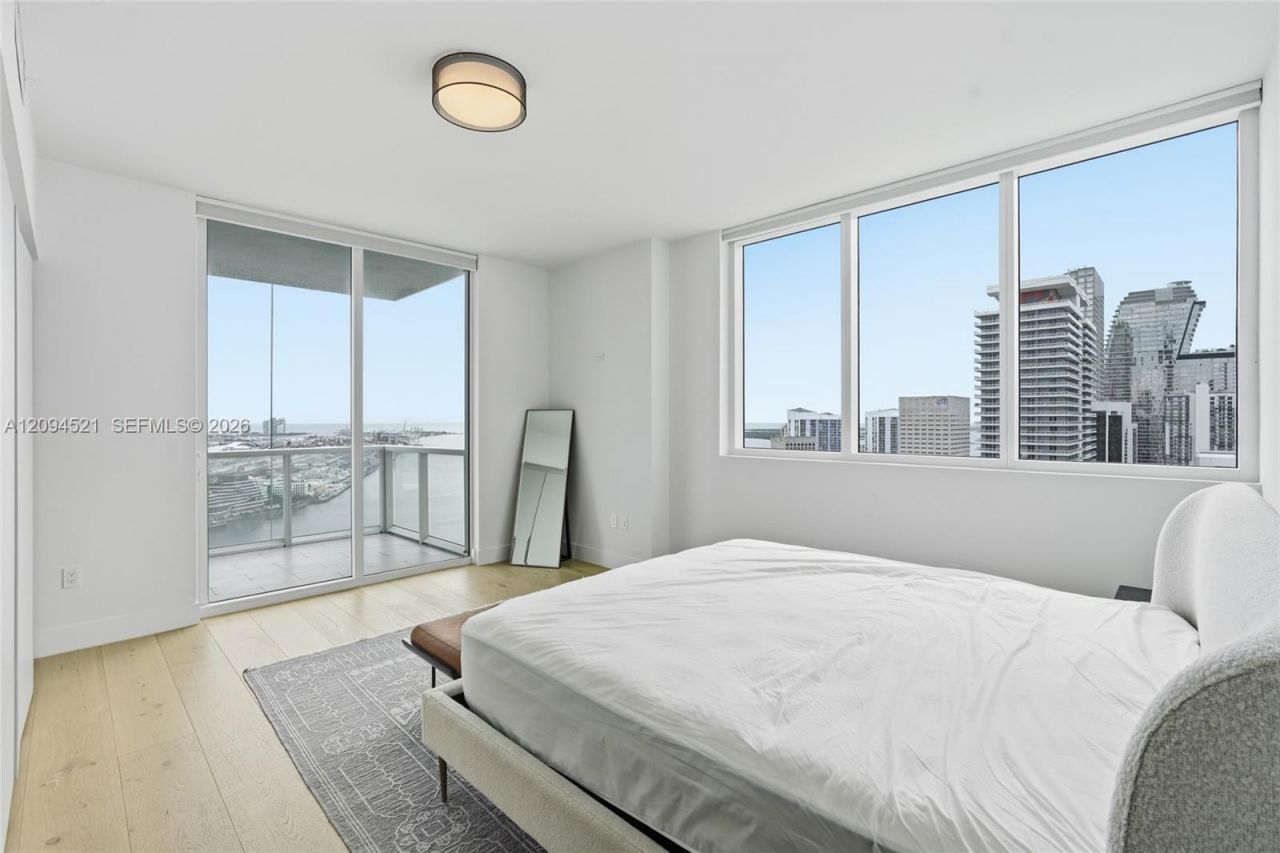 244 Biscayne Blvd , Unit 4103, Miami, FL 33132 Photo