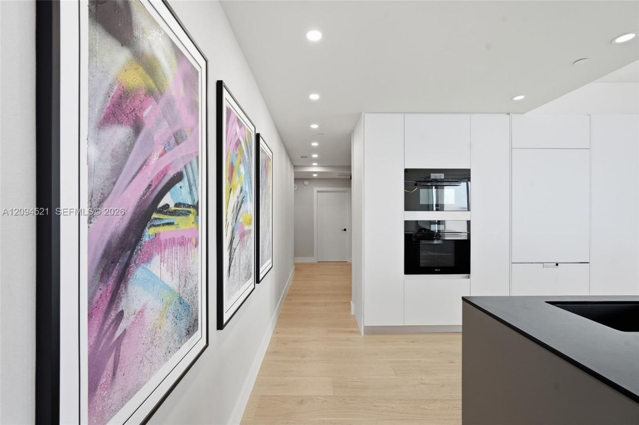 244 Biscayne Blvd , Unit 4103, Miami, FL 33132 Photo