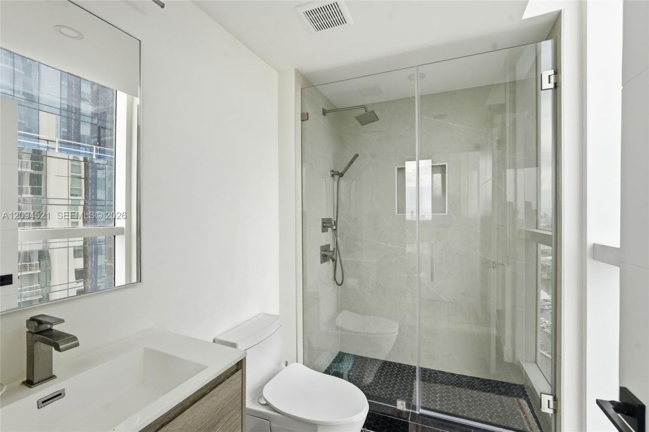 244 Biscayne Blvd , Unit 4103, Miami, FL 33132 Photo