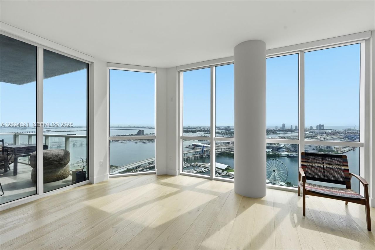244 Biscayne Blvd , Unit 4103, Miami, FL 33132 Photo
